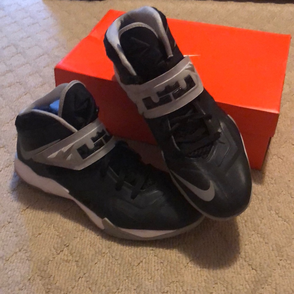 Nike basketball shoes
